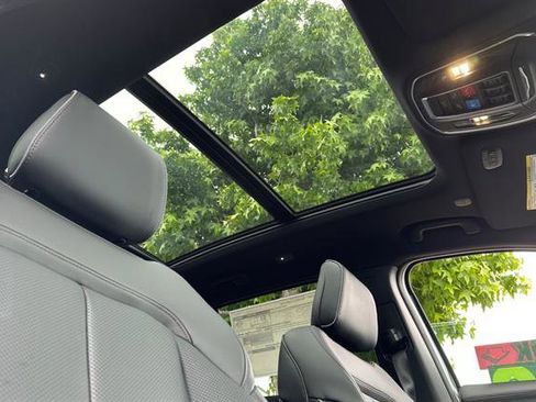 New 2025 Jeep Wagoneer S Limited image 14