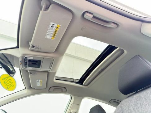 Used 2024 Honda Accord EX image 19