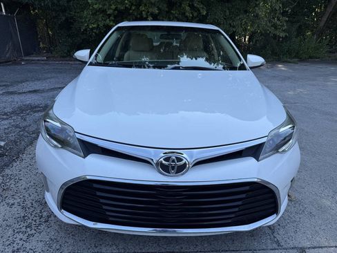 Used 2016 Toyota Avalon XLE FWD image 6