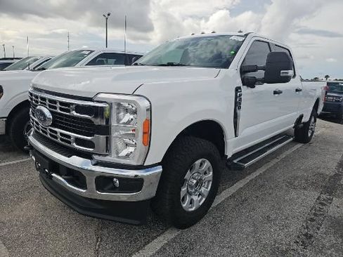 Used 2024 Ford F250 XLT w/ 360-Degree Camera Package AWD/4WD image 4