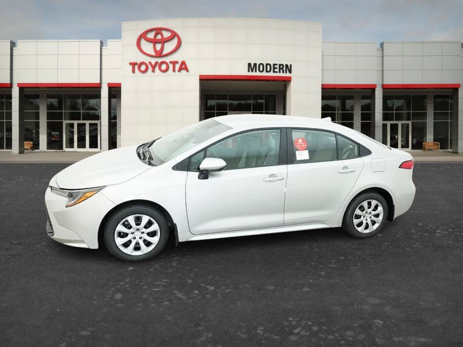 New 2027 Toyota Corolla LE FWD image 3