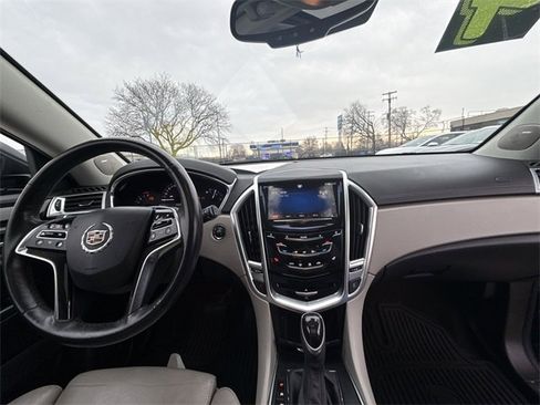 Used 2014 Cadillac SRX Luxury w/ Driver Awareness Package image 18