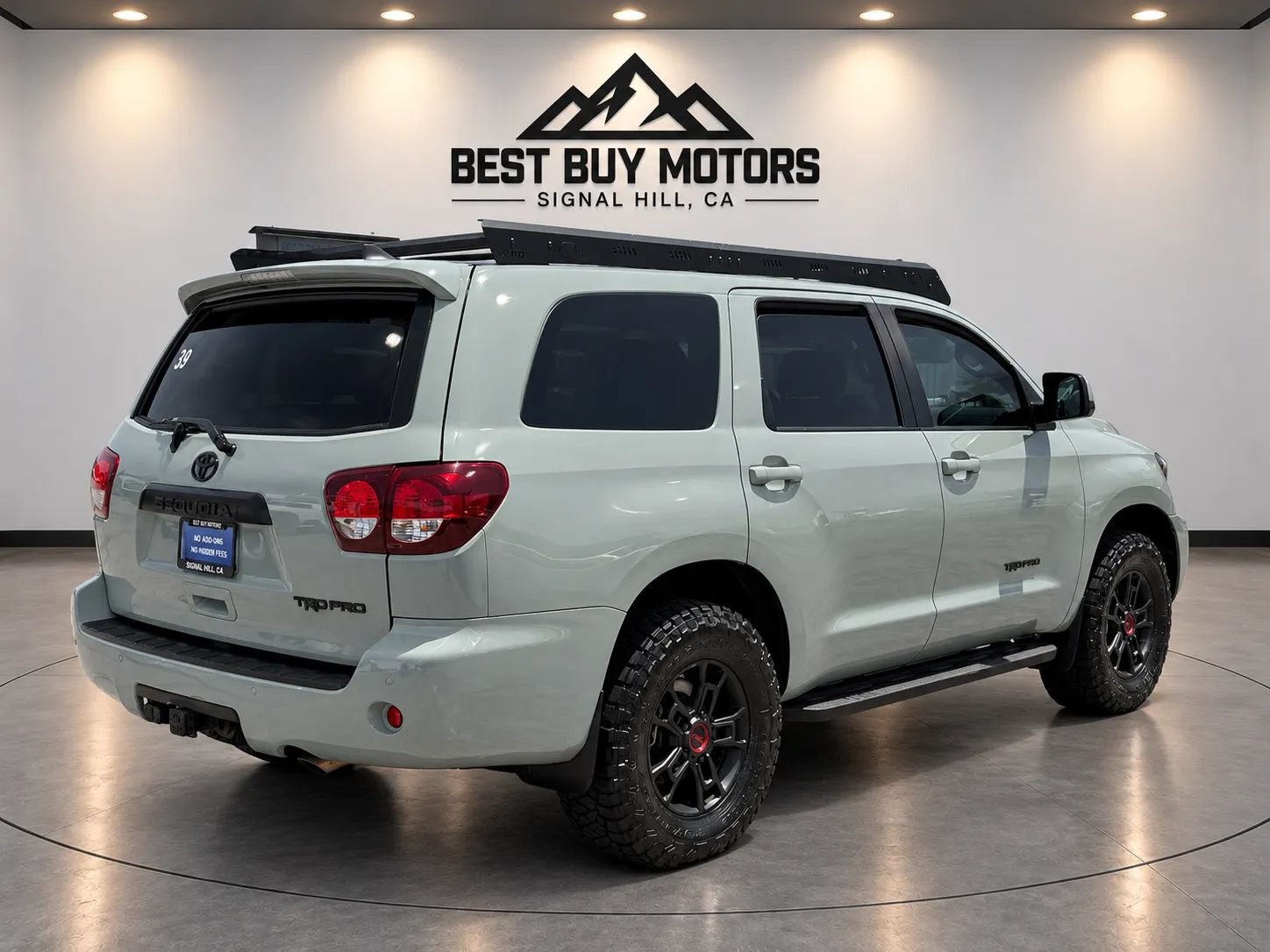 Used 2021 Toyota Sequoia TRD Pro AWD/4WD image 8