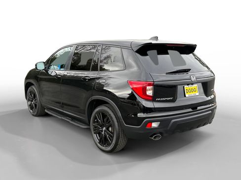 Used 2021 Honda Passport Sport image 3