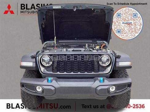 Used 2024 Jeep Wrangler Unlimited AWD/4WD image 61