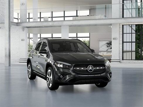New 2026 Mercedes-Benz GLA 250 4MATIC image 9