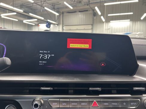 New 2025 Kia Telluride S image 17