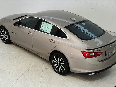 Used 2025 Chevrolet Malibu RS image 17