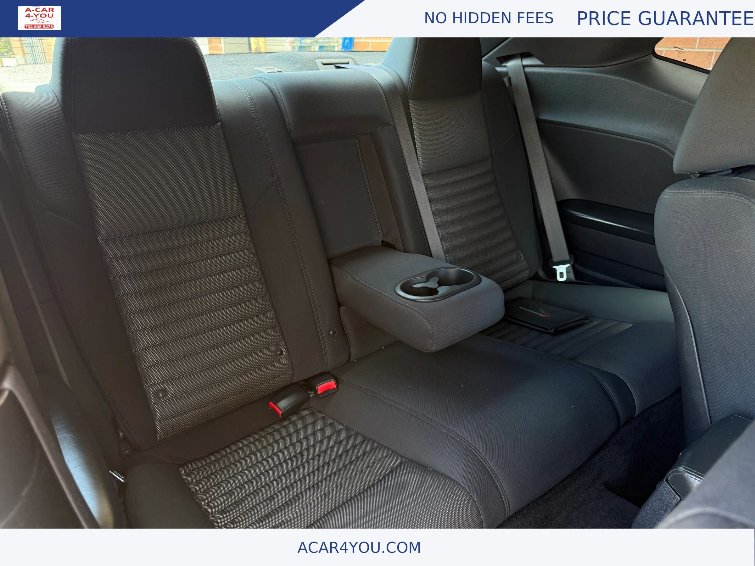 Used 2014 Dodge Challenger R/T RWD image 18