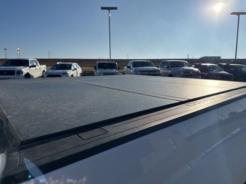 Used 2018 Chevrolet Silverado 1500 LT w/ All Star Edition image 10