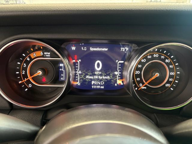 Used 2022 Jeep Wrangler Unlimited Sahara w/ LED Lighting Group AWD/4WD image 22