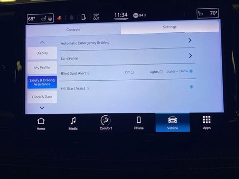 Used 2022 Chrysler Pacifica Touring-L image 43