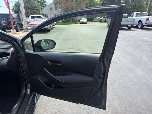 Used 2023 Toyota Corolla LE FWD image 25