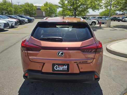 New 2026 Lexus UX 300h AWD image 7