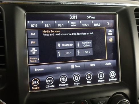 Used 2018 Jeep Grand Cherokee Trailhawk w/ Trailhawk Luxury Group image 32