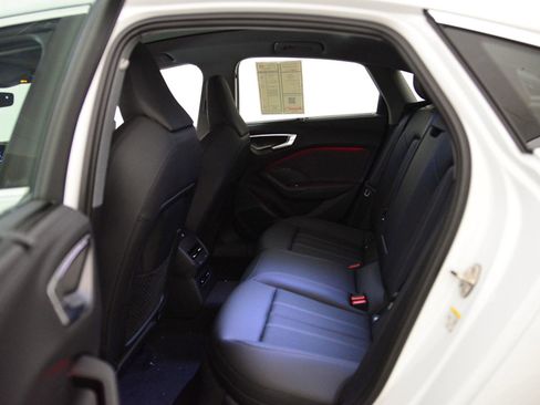 New 2025 Audi A5 2.0T Prestige image 12