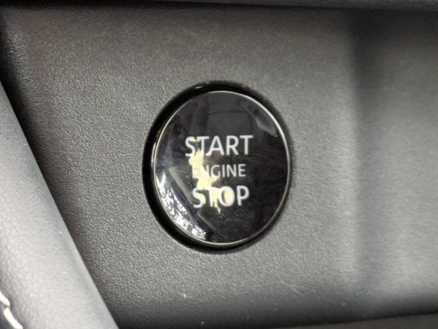 Certified 2024 Nissan Rogue Platinum w/ Platinum Premium Package image 33