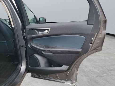 Used 2022 Ford Edge SEL w/ Sport Appearance Package image 28