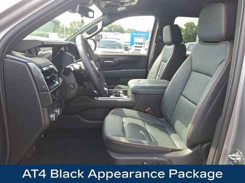 Used 2026 GMC Yukon AT4 AWD/4WD image 2