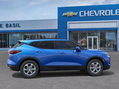 New 2026 Chevrolet Blazer LT w/ Convenience Package AWD/4WD image 5
