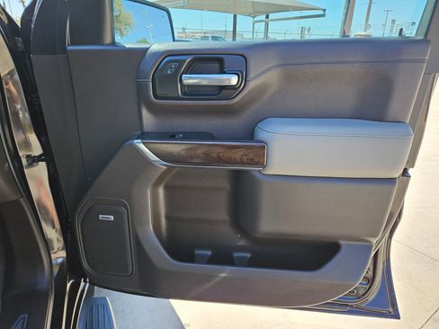 Certified 2019 GMC Sierra 1500 SLT image 32