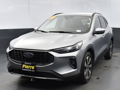 Used 2023 Ford Escape Platinum