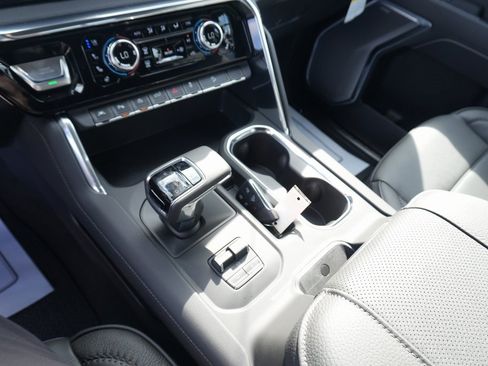 New 2026 GMC Sierra 1500 Denali w/ Technology Package image 23