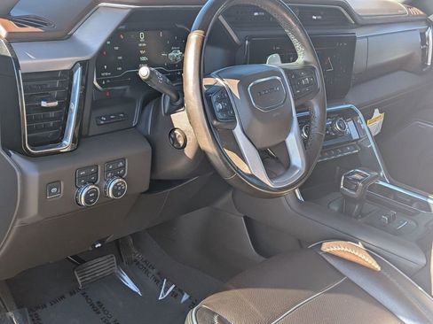 Used 2024 GMC Sierra 1500 Denali w/ Technology Package image 16