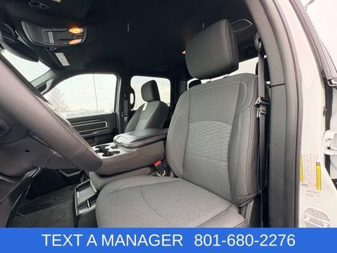New 2026 RAM 2500 Big Horn AWD/4WD image 25