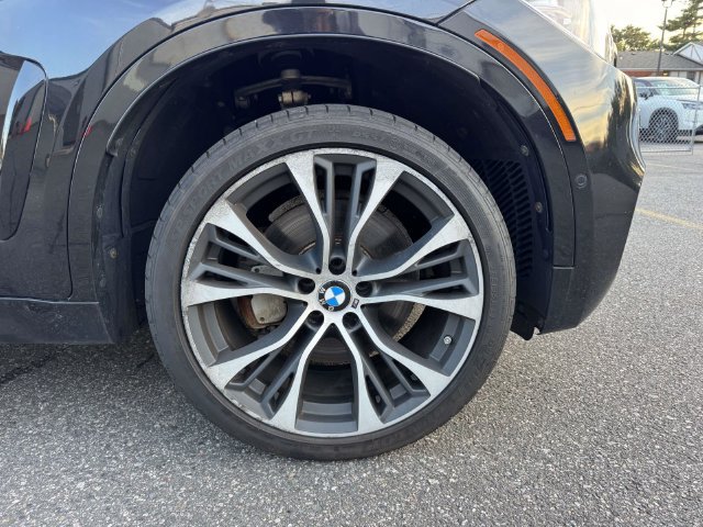 Used 2019 BMW X6 xDrive50i w/ M Sport Package AWD/4WD image 9