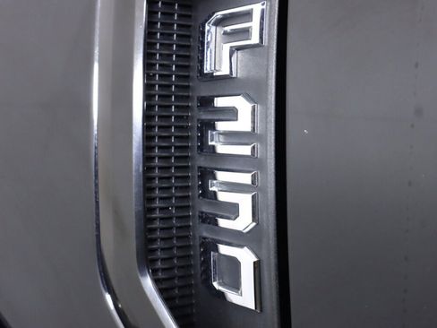 Used 2017 Ford F250 Lariat w/ FX4 Off-Road Package image 42