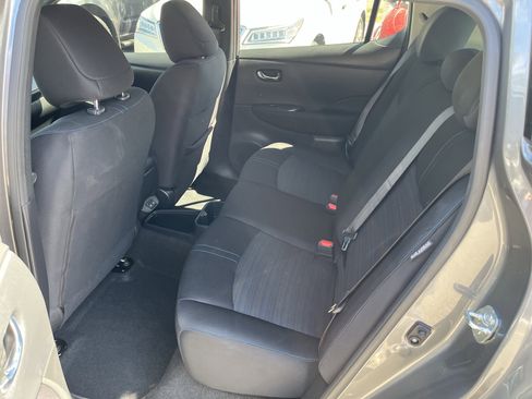 Certified 2025 Nissan Leaf S image 27