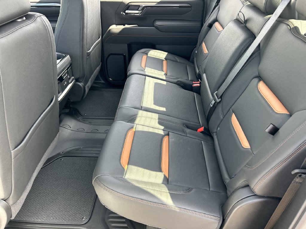 New 2026 GMC Sierra 2500 AT4 w/ AT4 Premium Plus Package AWD/4WD image 26