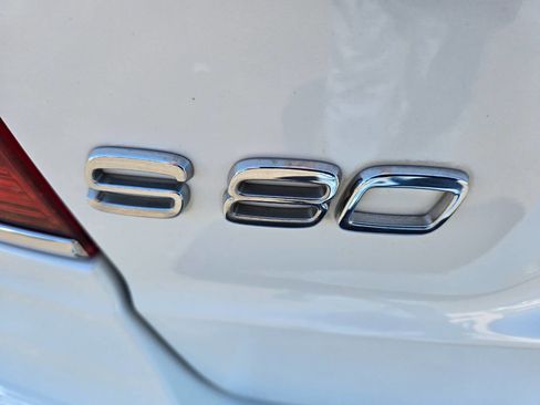 Used 2016 Volvo S80 T5 w/ Convenience Package image 12