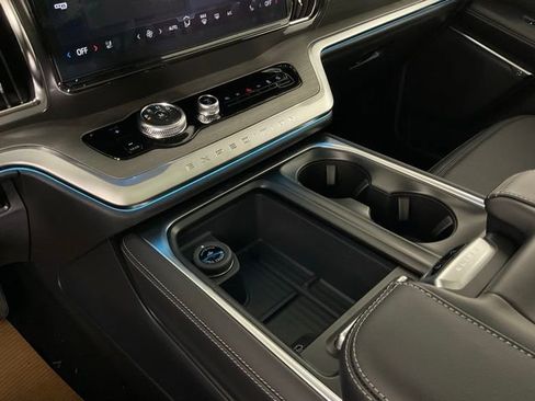 New 2026 Ford Expedition Max Platinum w/ Driver's Package image 20