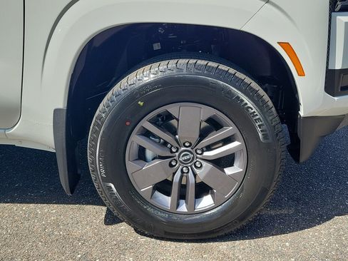 New 2026 Nissan Frontier SV w/ Tow Package AWD/4WD image 6