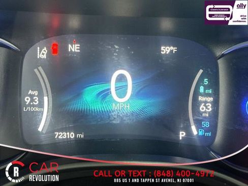 Used 2021 Chrysler Pacifica Touring-L image 25