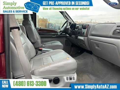 Used 2006 Ford F250 Lariat image 14