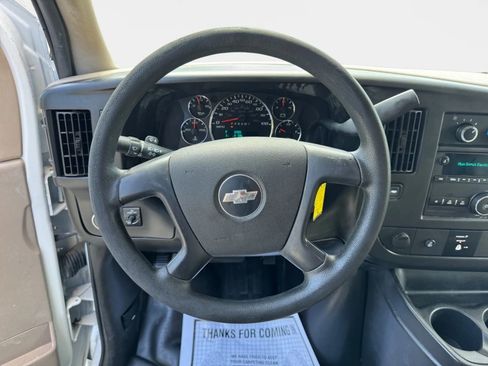 Used 2015 Chevrolet Express 2500 image 13