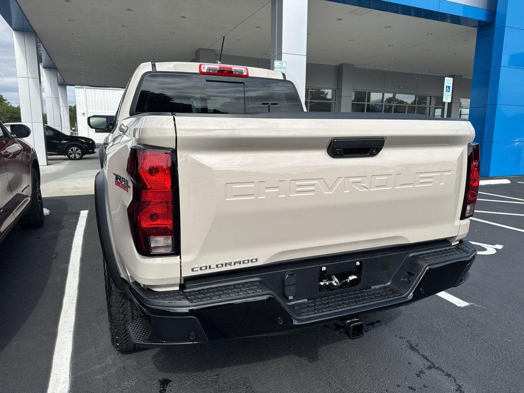 New 2026 Chevrolet Colorado Trail Boss AWD/4WD image 5