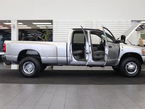 Used 2007 Dodge Ram 3500 Truck SLT w/ Quad Cab Big Horn Value Group AWD/4WD image 11