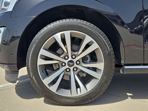Used 2020 Ford Expedition Platinum AWD/4WD image 12