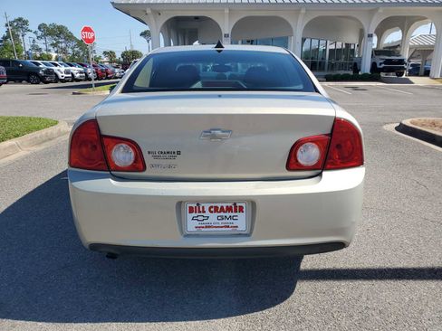 Used 2012 Chevrolet Malibu LS FWD image 4