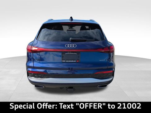 New 2025 Audi Q5 Prestige image 3
