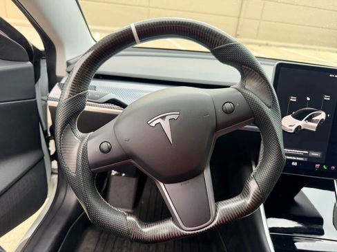 Used 2020 Tesla Model 3 Standard Range RWD image 24