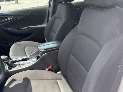 Used 2022 Chevrolet Malibu LT FWD image 12
