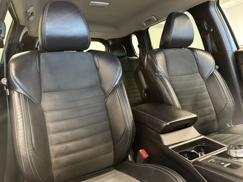 Used 2022 Mitsubishi Outlander SE image 15