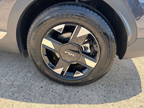 Used 2026 Kia Sportage LX FWD image 25