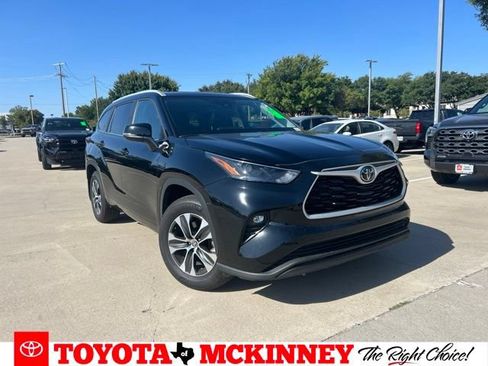 Used 2026 Toyota Highlander XLE AWD/4WD image 1