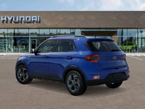 New 2025 Hyundai Venue SEL image 5